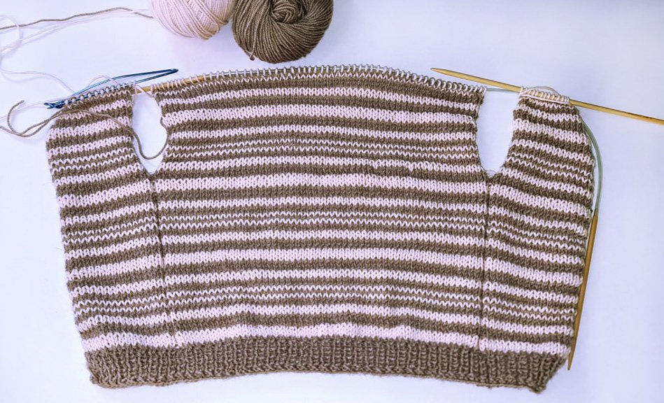 Blog-Inhaltsbild für 'Kinder Strickjacke "Dora"'